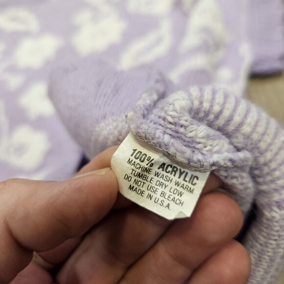 Vintage Purple and White Floral Sweater - Picture 6 of 8